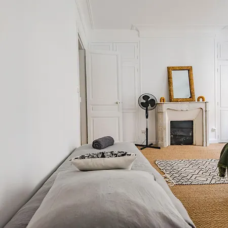 Galerie Talleyrand - Hypercentre - 10 Voyageurs Apartment *
